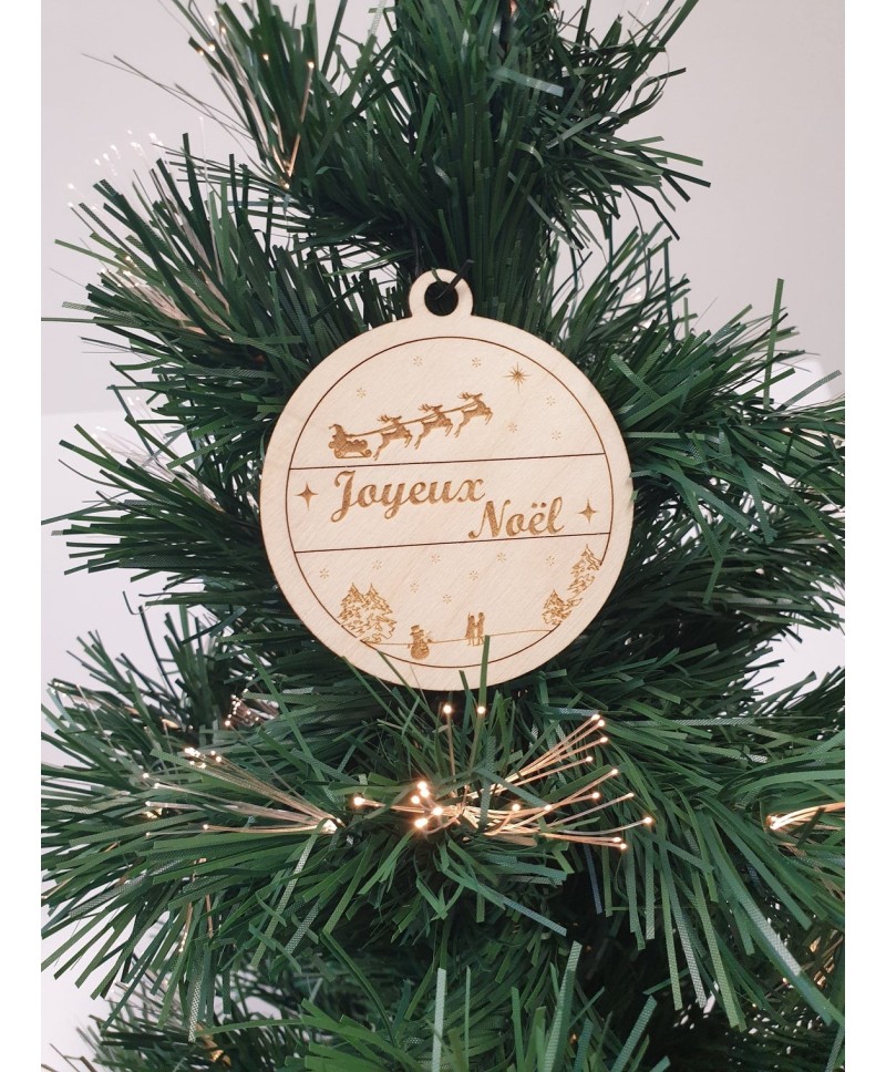 Boule de noël en bois gravé prénom personnalisé bonhomme de neige et sapin