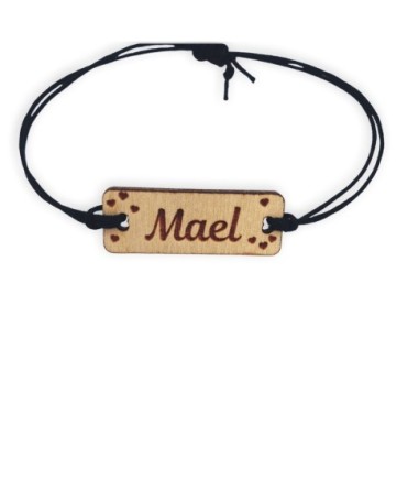 Bracelet avec prenom bois naturel personnalisé gravé de coeur pour bébé, cadeau de naissance maman garçon fête des mère.