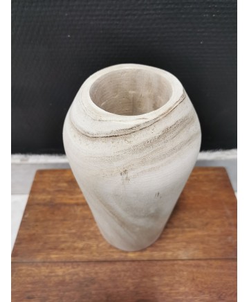 Vase en bois moyen