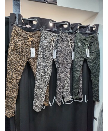 Pantalons léopards